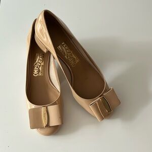 Never worn Salvatore Ferragamo beige block heels